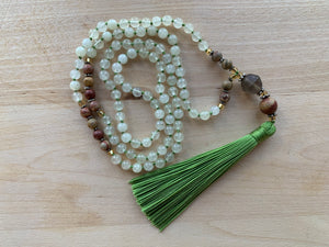 STROMBOLI Serpentine stone mala necklace for meditation