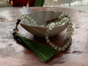 STROMBOLI Serpentine stone mala necklace for meditation